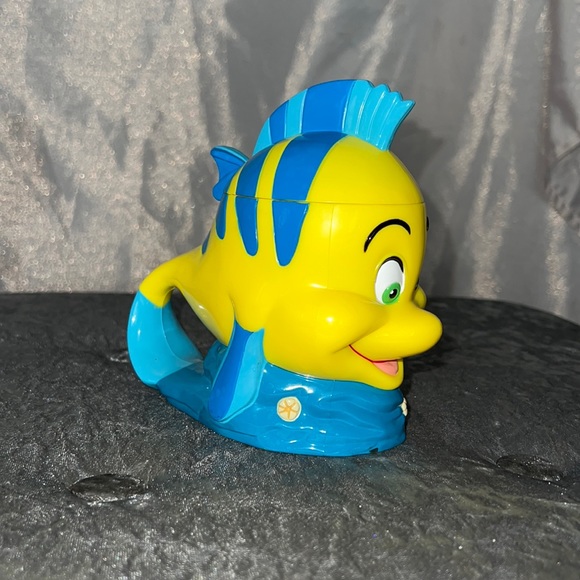 Disney Dining Disney Cup Flounder Little Mermaid Fish Flip Cup On